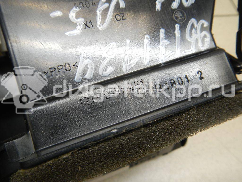 Фото Бардачок  1Z0820951B9B9 для skoda Octavia (A5 1Z-) {forloop.counter}}