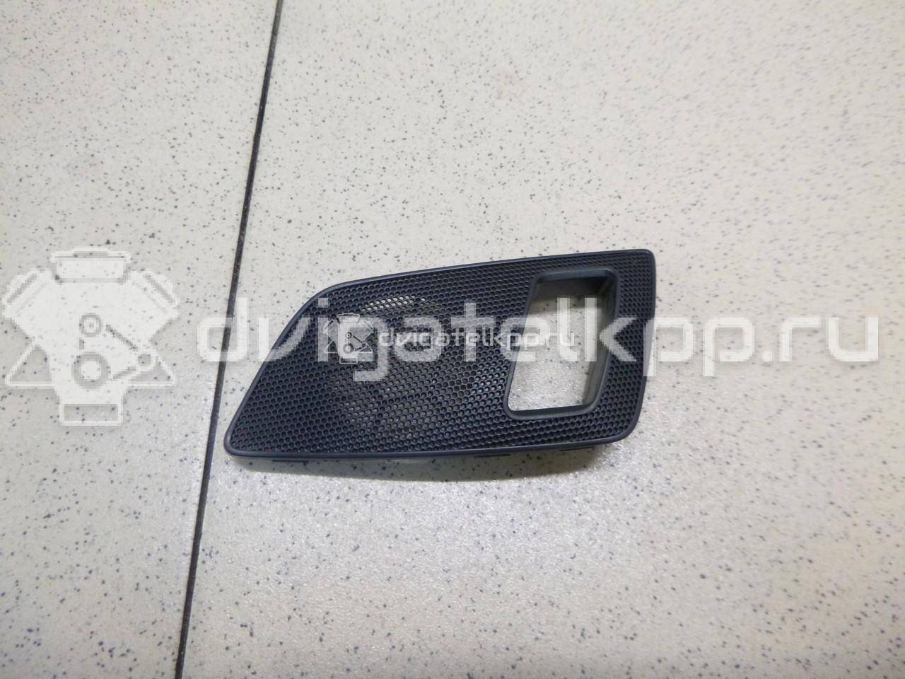 Фото Решетка динамика  1Z0868159A для skoda Octavia (A5 1Z-) {forloop.counter}}