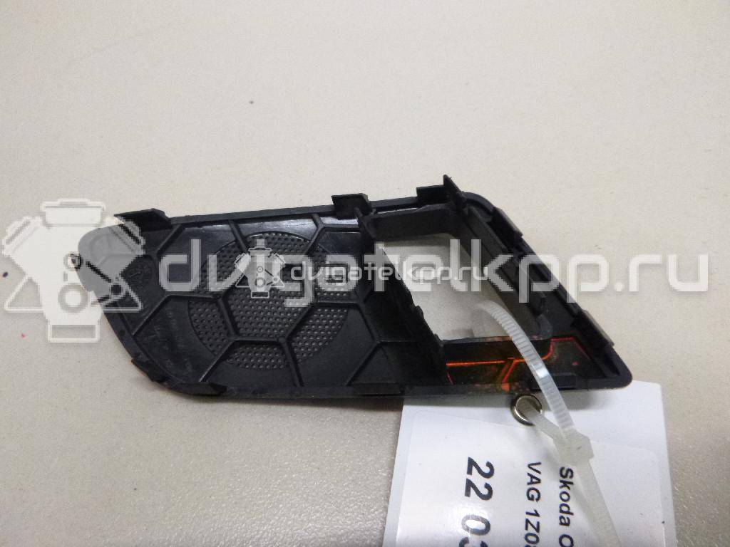Фото Решетка динамика  1Z0868159A для skoda Octavia (A5 1Z-) {forloop.counter}}