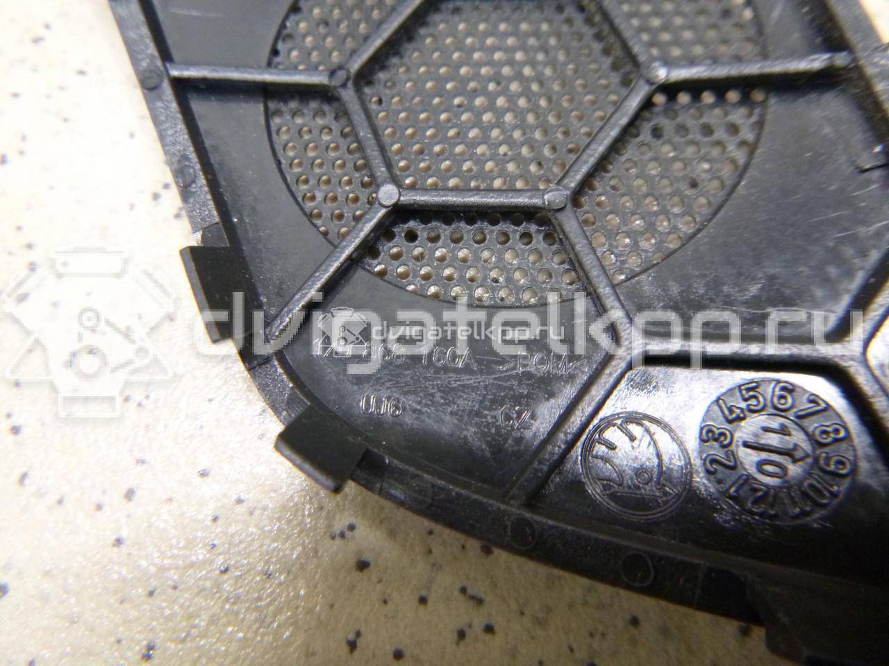 Фото Решетка динамика  1Z0868160A для skoda Octavia (A5 1Z-) {forloop.counter}}