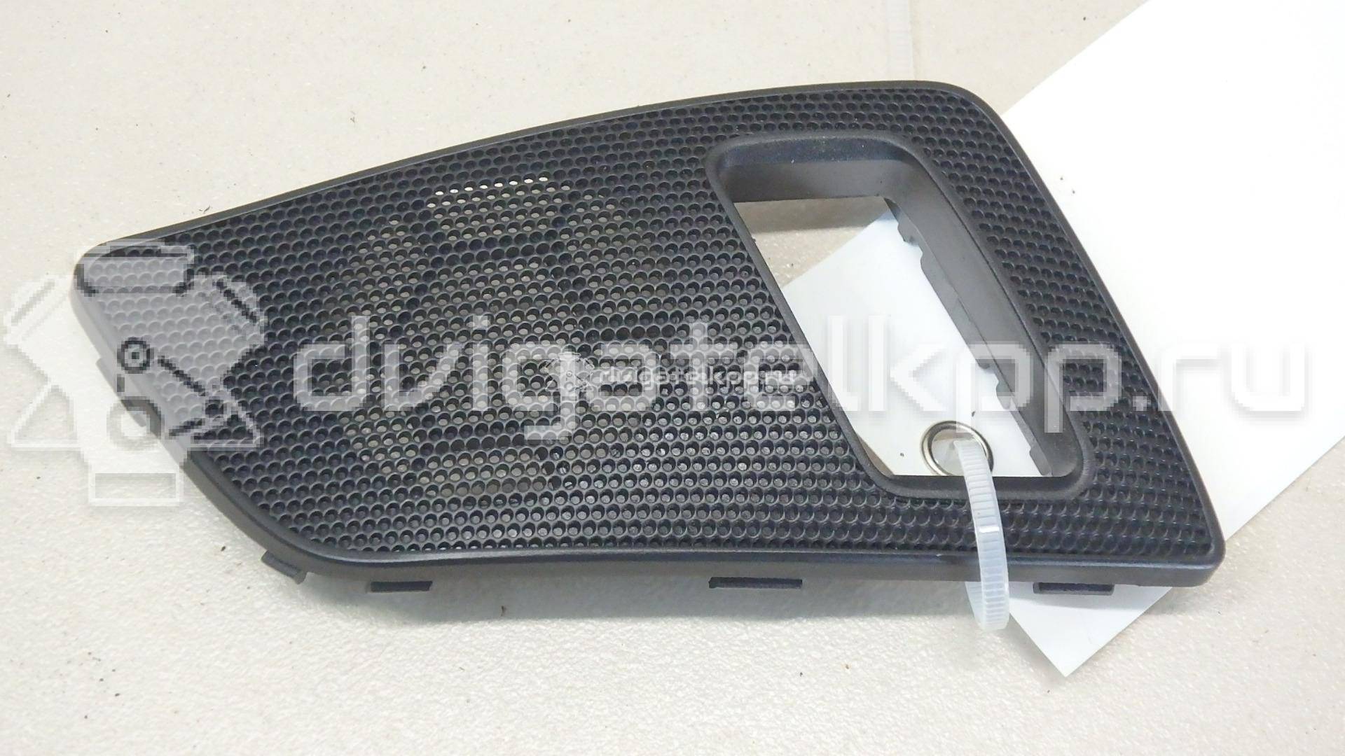 Фото Решетка динамика  1Z0868160A для skoda Octavia (A5 1Z-) {forloop.counter}}