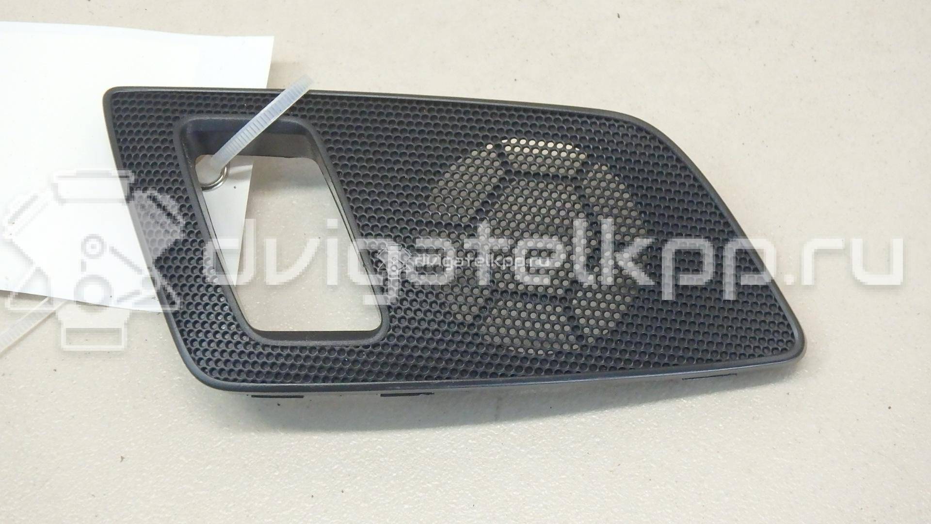 Фото Решетка динамика  1Z0868160A для skoda Octavia (A5 1Z-) {forloop.counter}}