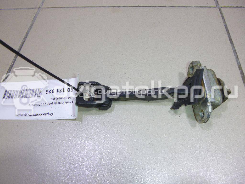 Фото Ограничитель двери  1Z0839249D для skoda Octavia (A5 1Z-) {forloop.counter}}