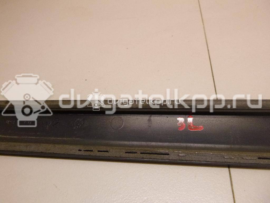 Фото Молдинг задней левой двери  1Z0853753C для Skoda Octavia / Octaviaii 1Z3 {forloop.counter}}