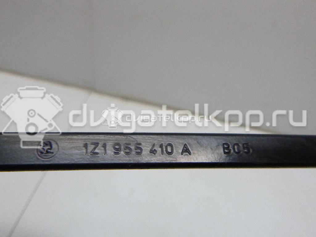 Фото Поводок стеклоочистителя передний правый  1Z1955410A для Skoda Octavia / Octaviaii 1Z3 {forloop.counter}}