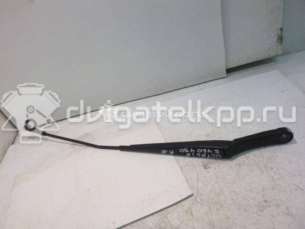Фото Поводок стеклоочистителя передний правый  1Z1955410A для Skoda Octavia / Octaviaii 1Z3 {forloop.counter}}