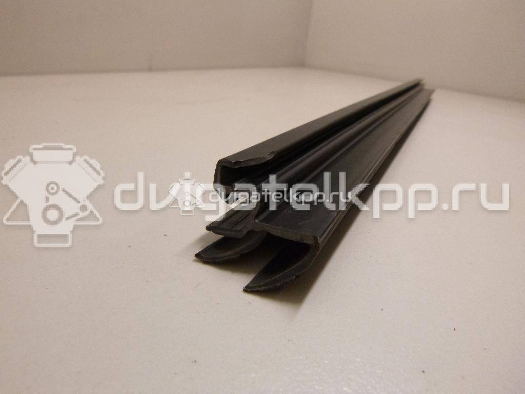Фото Уплотнитель стекла двери  1Z9839479B для skoda Octavia (A5 1Z-) {forloop.counter}}