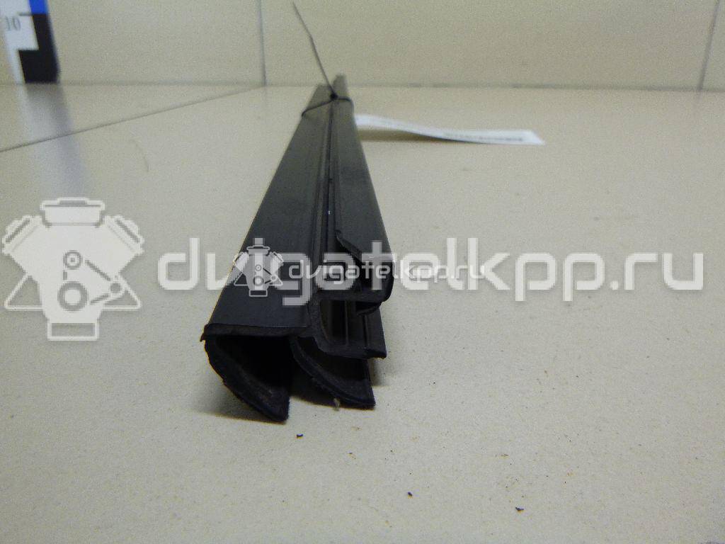 Фото Уплотнитель стекла двери  1Z9839479B для skoda Octavia (A5 1Z-) {forloop.counter}}
