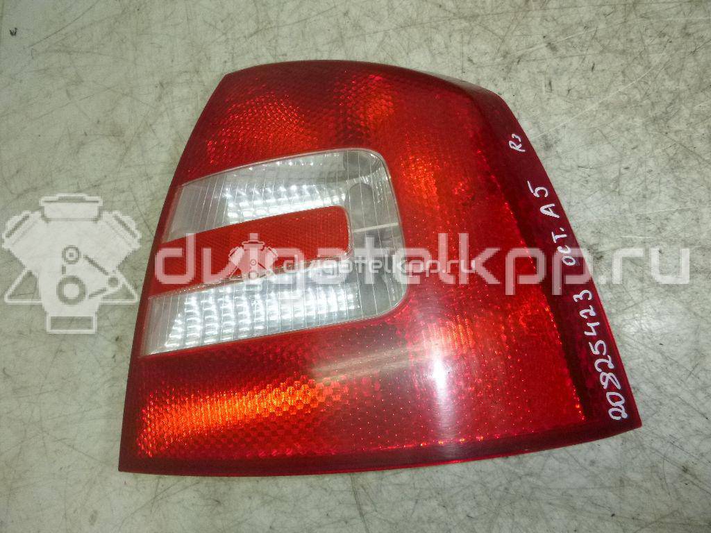 Фото Фонарь задний правый  1Z5945112A для Skoda Octaviaii 1Z3 {forloop.counter}}