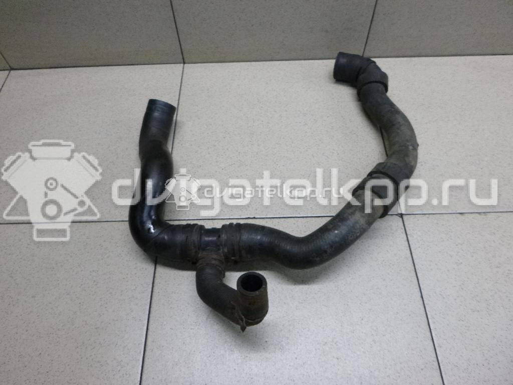 Фото Патрубок радиатора  1K0122051FR для Skoda Octavia / Octaviaii 1Z3 / Superb {forloop.counter}}