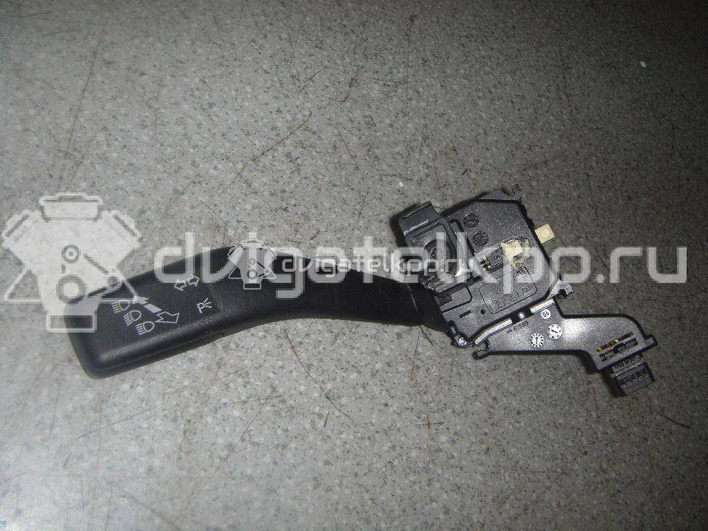Фото Переключатель поворотов подрулевой  1k0953513e для Skoda Octavia / Yeti 5L / Octaviaii 1Z3 / Superb {forloop.counter}}