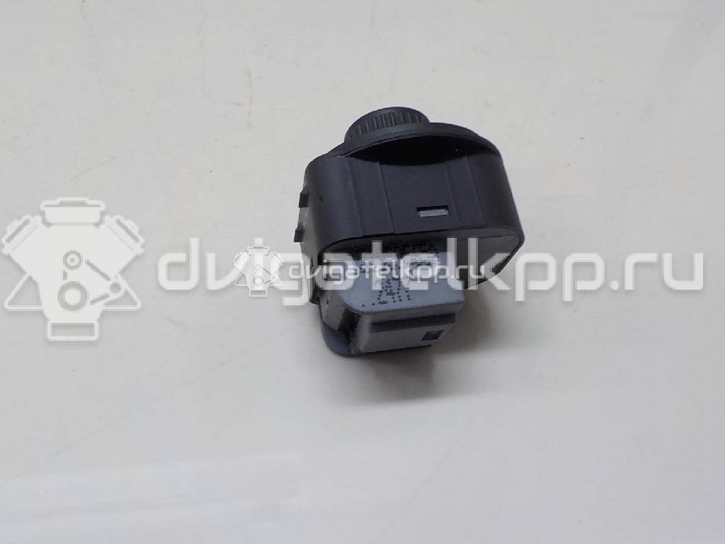 Фото Переключатель регулировки зеркала  1Z1959565A для Skoda Octavia / Octaviaii 1Z3 {forloop.counter}}