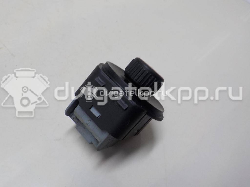 Фото Переключатель регулировки зеркала  1Z1959565A для Skoda Octavia / Octaviaii 1Z3 {forloop.counter}}