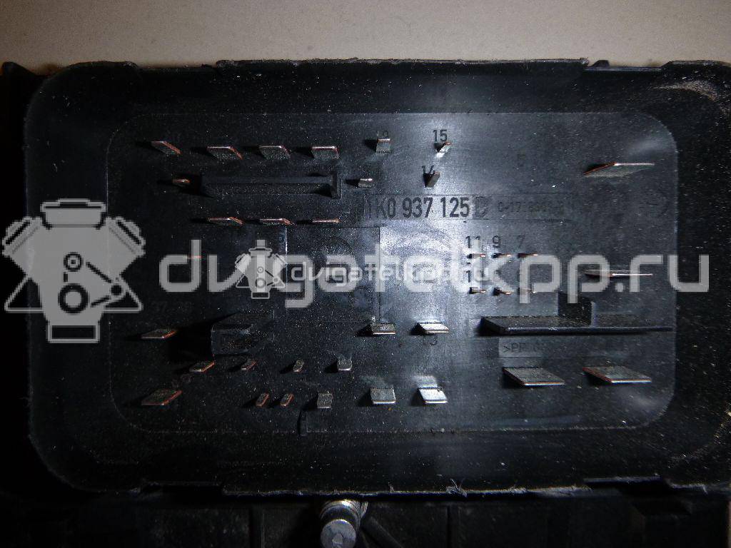 Фото Блок предохранителей  1K0937125D для skoda Octavia (A5 1Z-) {forloop.counter}}