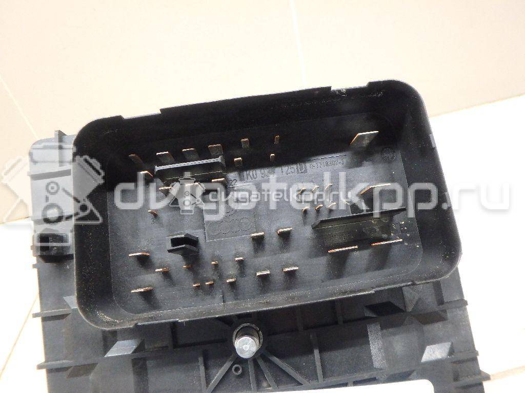 Фото Блок предохранителей  1K0937125D для skoda Octavia (A5 1Z-) {forloop.counter}}