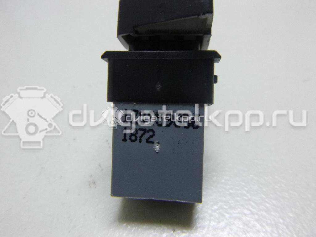 Фото Кнопка стеклоподъемника  1Z0959856 для Skoda Octavia / Octaviaii 1Z3 / Yeti 5L {forloop.counter}}