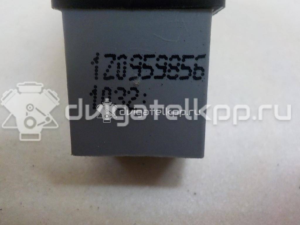 Фото Кнопка стеклоподъемника  1Z0959856 для Skoda Octavia / Octaviaii 1Z3 / Yeti 5L {forloop.counter}}