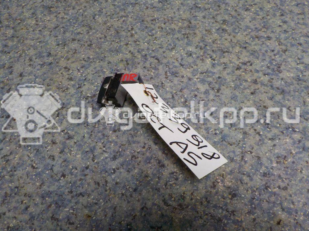 Фото Кнопка стеклоподъемника  1Z0959856 для Skoda Octavia / Octaviaii 1Z3 / Yeti 5L {forloop.counter}}