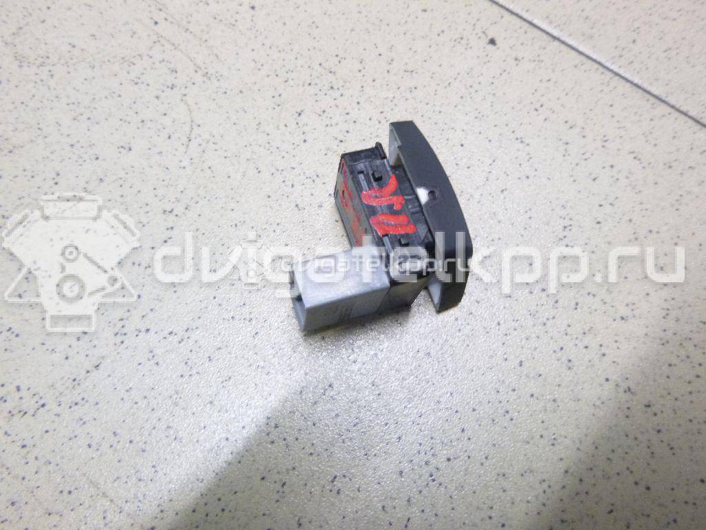 Фото Кнопка стеклоподъемника  1Z0959856 для Skoda Octavia / Octaviaii 1Z3 / Yeti 5L {forloop.counter}}