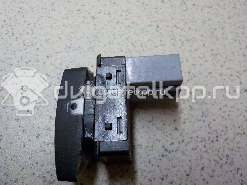 Фото Кнопка стеклоподъемника  1Z0959856 для Skoda Octavia / Octaviaii 1Z3 / Yeti 5L {forloop.counter}}