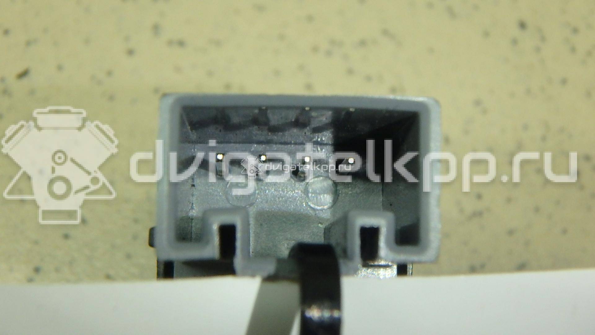 Фото Кнопка стеклоподъемника  1Z0959856 для Skoda Octavia / Octaviaii 1Z3 / Yeti 5L {forloop.counter}}