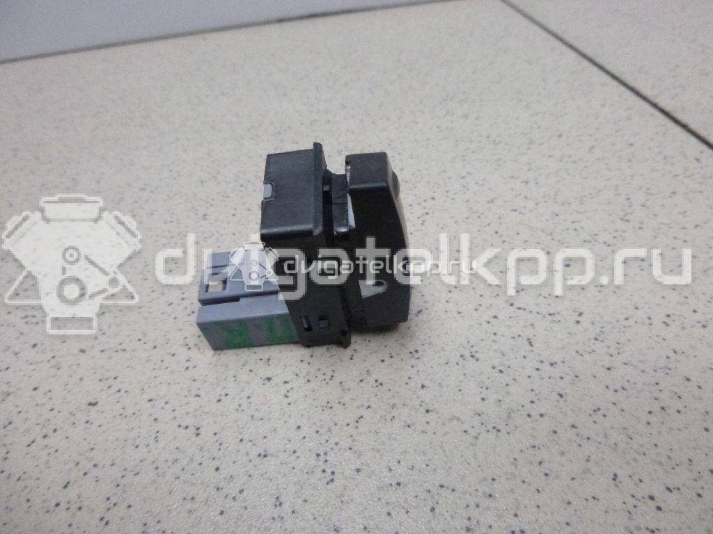 Фото Кнопка стеклоподъемника  1Z0959856 для Skoda Octavia / Octaviaii 1Z3 / Yeti 5L {forloop.counter}}