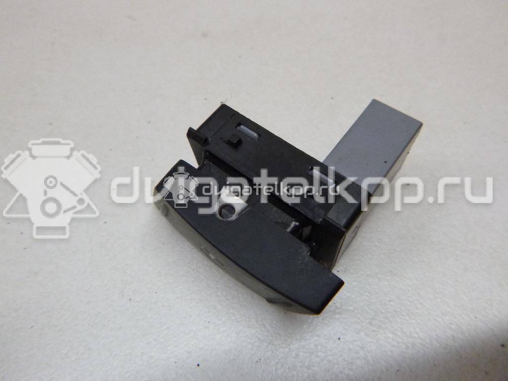 Фото Кнопка стеклоподъемника  1Z0959856 для Skoda Octavia / Octaviaii 1Z3 / Yeti 5L {forloop.counter}}