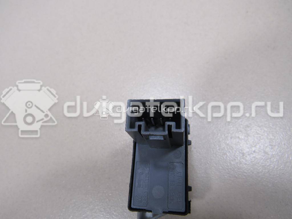 Фото Кнопка стеклоподъемника  1Z0959856 для Skoda Octavia / Octaviaii 1Z3 / Yeti 5L {forloop.counter}}