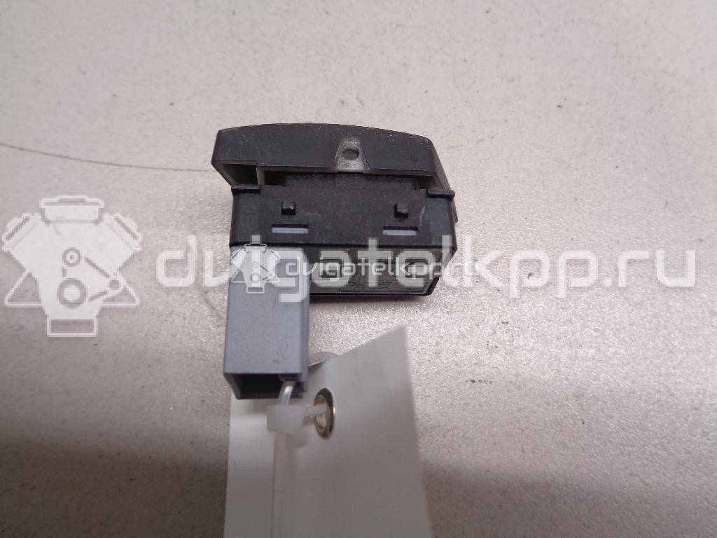 Фото Кнопка стеклоподъемника  1Z0959856 для Skoda Octavia / Octaviaii 1Z3 / Yeti 5L {forloop.counter}}