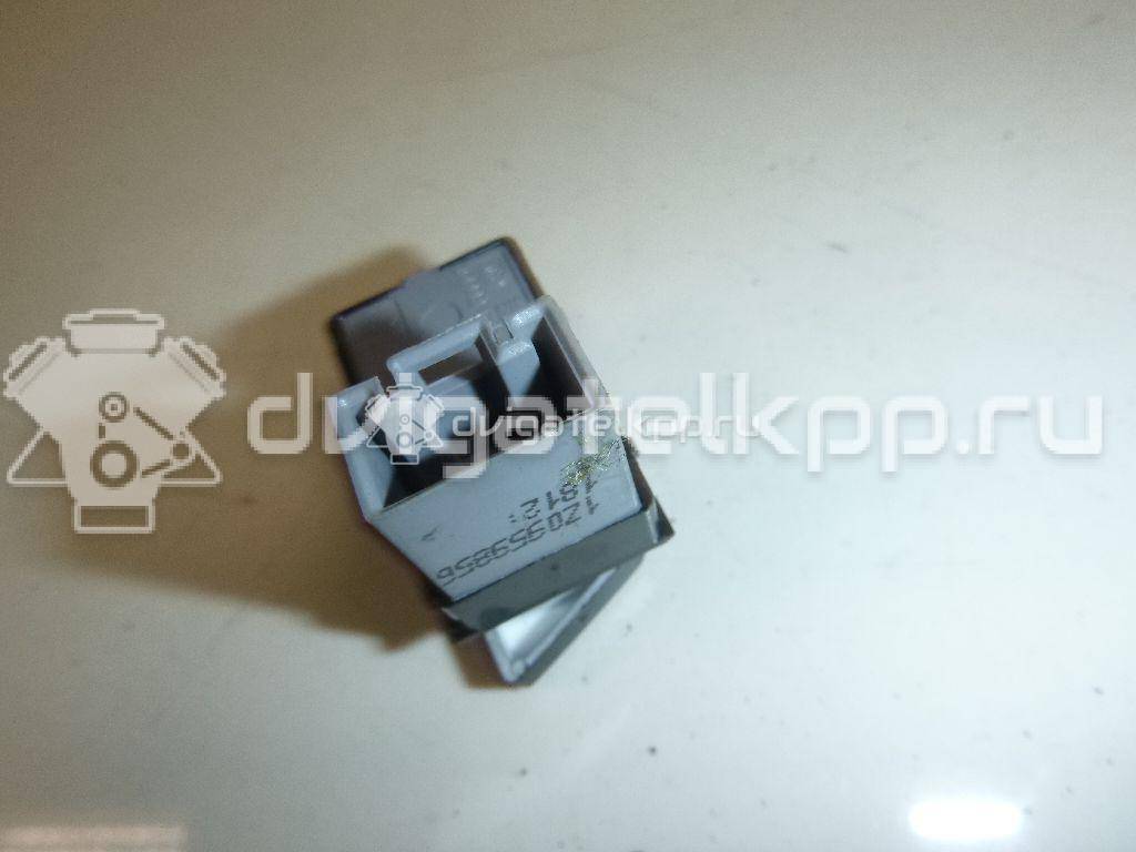 Фото Кнопка стеклоподъемника  1Z0959856 для Skoda Octavia / Octaviaii 1Z3 / Yeti 5L {forloop.counter}}