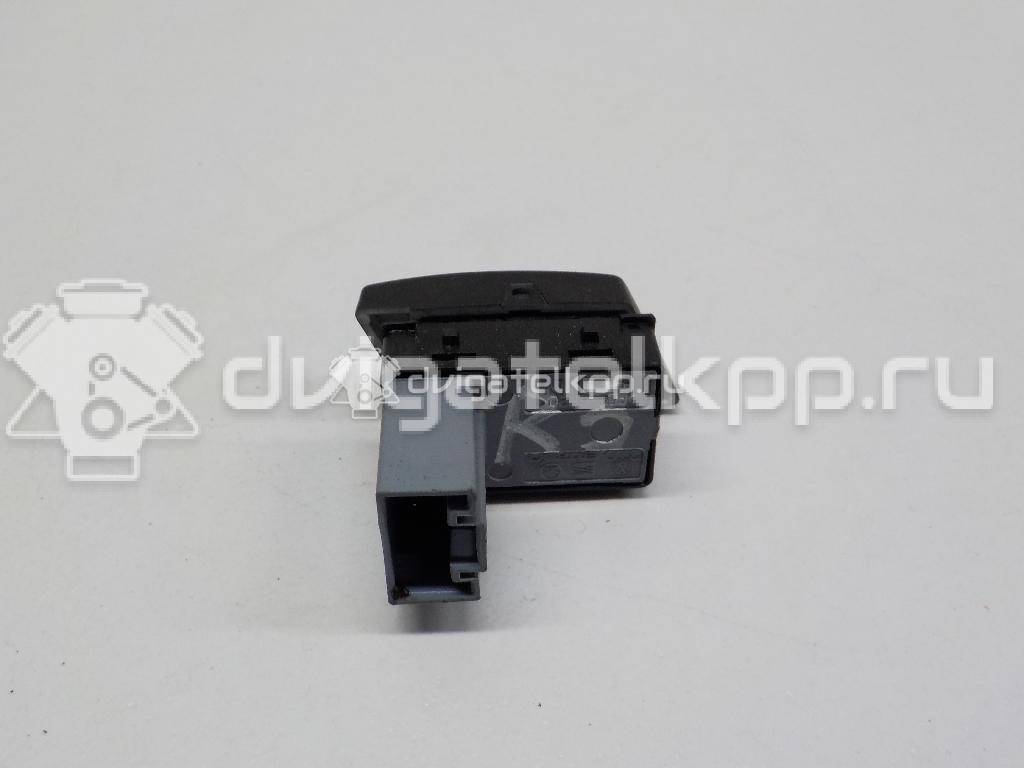 Фото Кнопка стеклоподъемника  1Z0959856 для Skoda Octavia / Octaviaii 1Z3 / Yeti 5L {forloop.counter}}