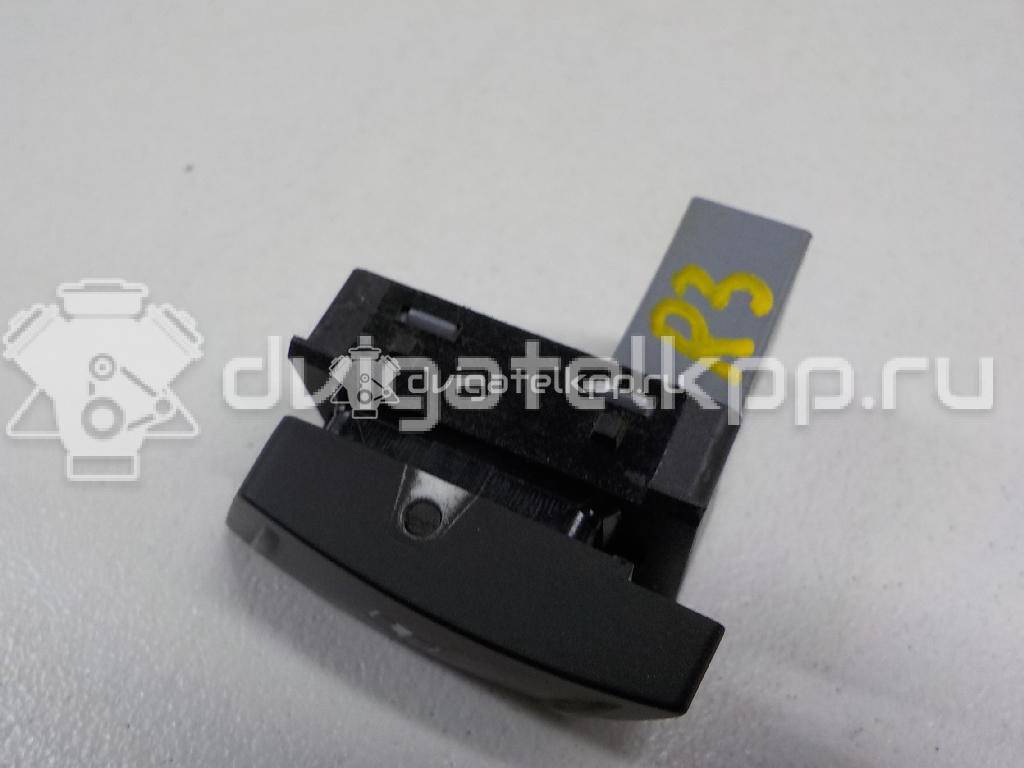 Фото Кнопка стеклоподъемника  1Z0959856 для Skoda Octavia / Octaviaii 1Z3 / Yeti 5L {forloop.counter}}