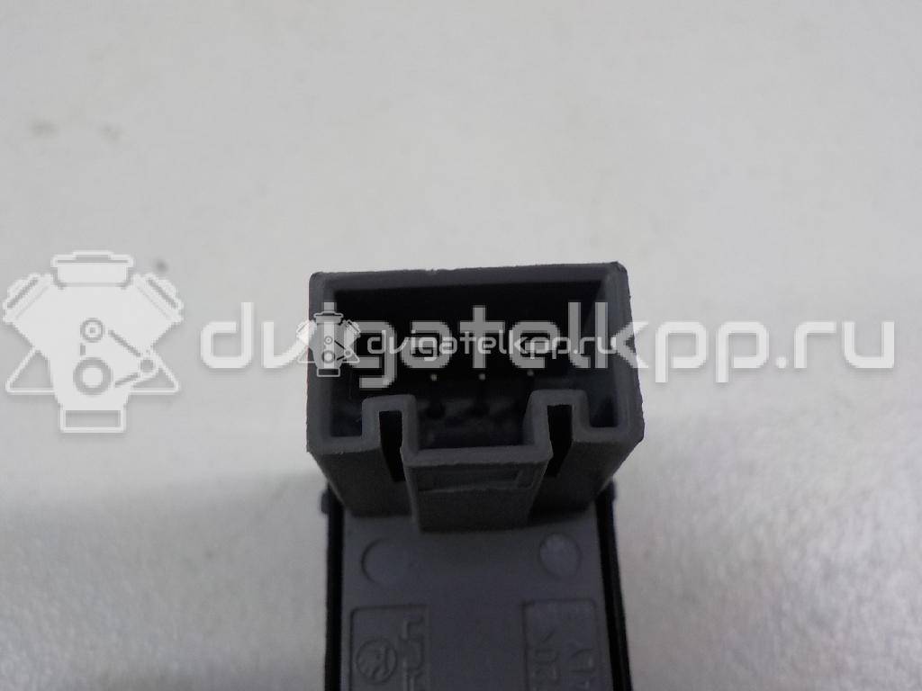 Фото Кнопка стеклоподъемника  1Z0959856 для Skoda Octavia / Octaviaii 1Z3 / Yeti 5L {forloop.counter}}