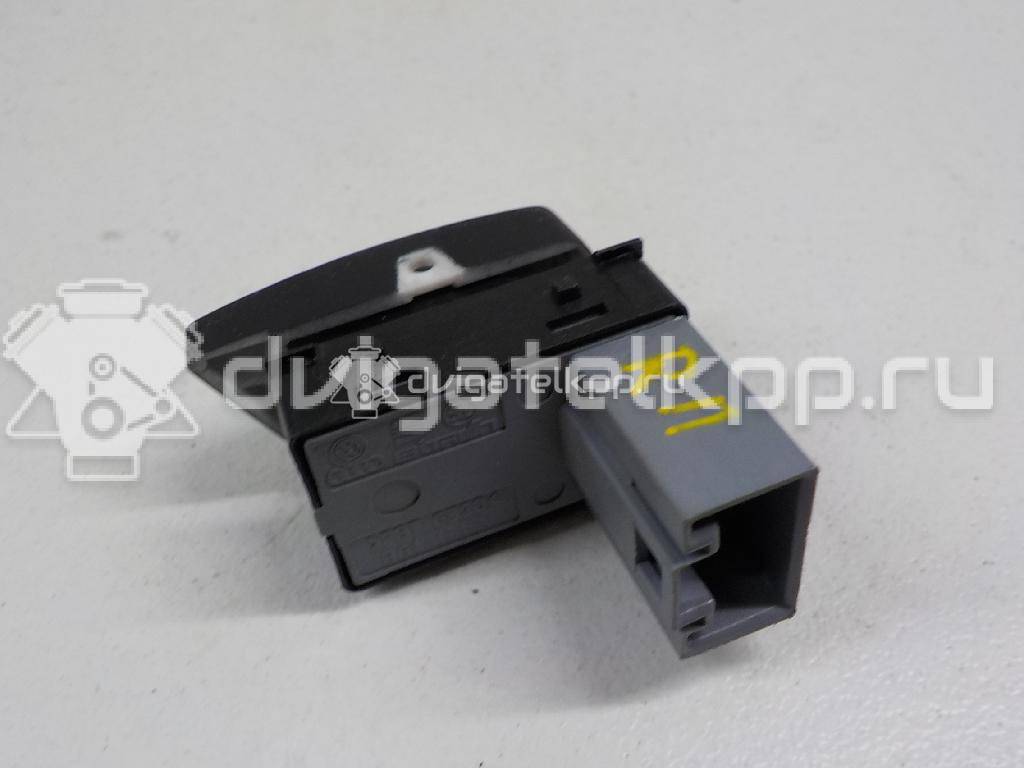 Фото Кнопка стеклоподъемника  1Z0959856 для Skoda Octavia / Octaviaii 1Z3 / Yeti 5L {forloop.counter}}