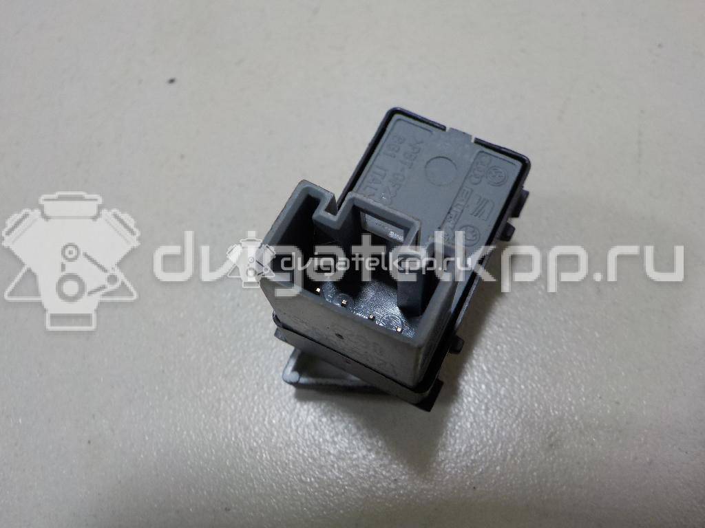 Фото Кнопка стеклоподъемника  1Z0959856 для Skoda Octavia / Octaviaii 1Z3 / Yeti 5L {forloop.counter}}