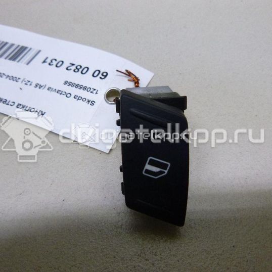 Фото Кнопка стеклоподъемника  1Z0959856 для Skoda Octavia / Octaviaii 1Z3 / Yeti 5L