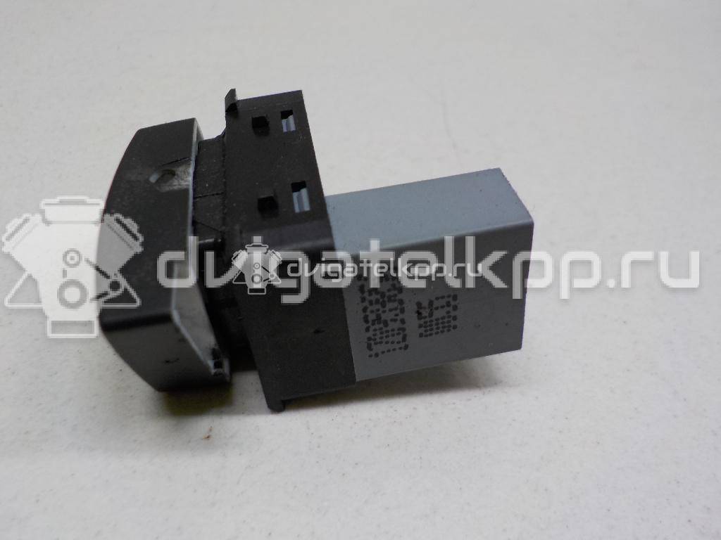 Фото Кнопка стеклоподъемника  1Z0959856 для Skoda Octavia / Octaviaii 1Z3 / Yeti 5L {forloop.counter}}