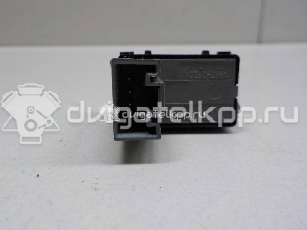 Фото Кнопка стеклоподъемника  1Z0959856 для Skoda Octavia / Octaviaii 1Z3 / Yeti 5L {forloop.counter}}