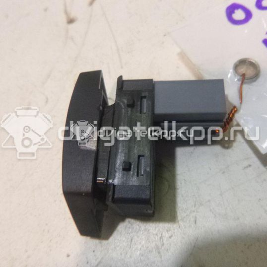 Фото Кнопка стеклоподъемника  1Z0959855 для Skoda Octavia / Octaviaii 1Z3 / Yeti 5L