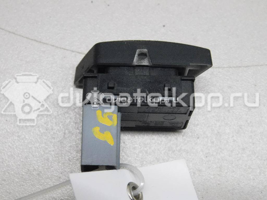 Фото Кнопка стеклоподъемника  1Z0959855 для Skoda Octavia / Octaviaii 1Z3 / Yeti 5L {forloop.counter}}