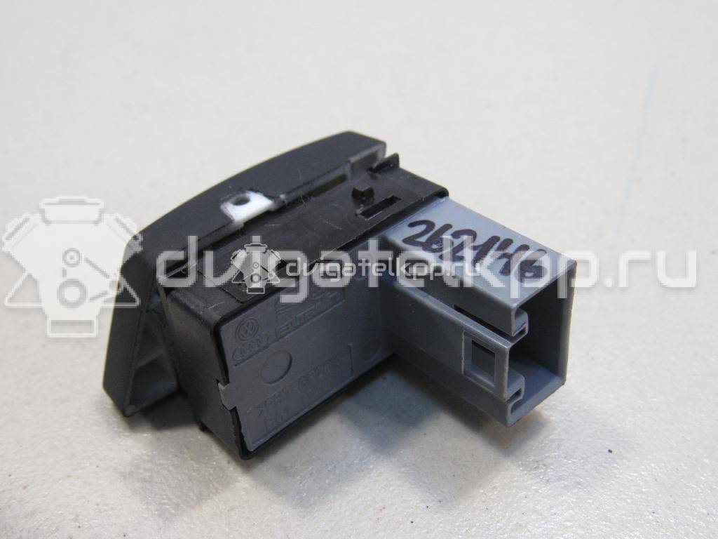 Фото Кнопка стеклоподъемника  1Z0959855 для Skoda Octavia / Octaviaii 1Z3 / Yeti 5L {forloop.counter}}