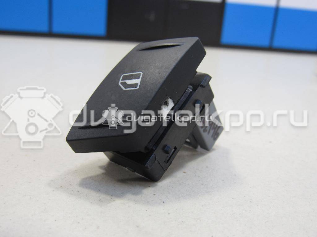 Фото Кнопка стеклоподъемника  1Z0959855 для Skoda Octavia / Octaviaii 1Z3 / Yeti 5L {forloop.counter}}