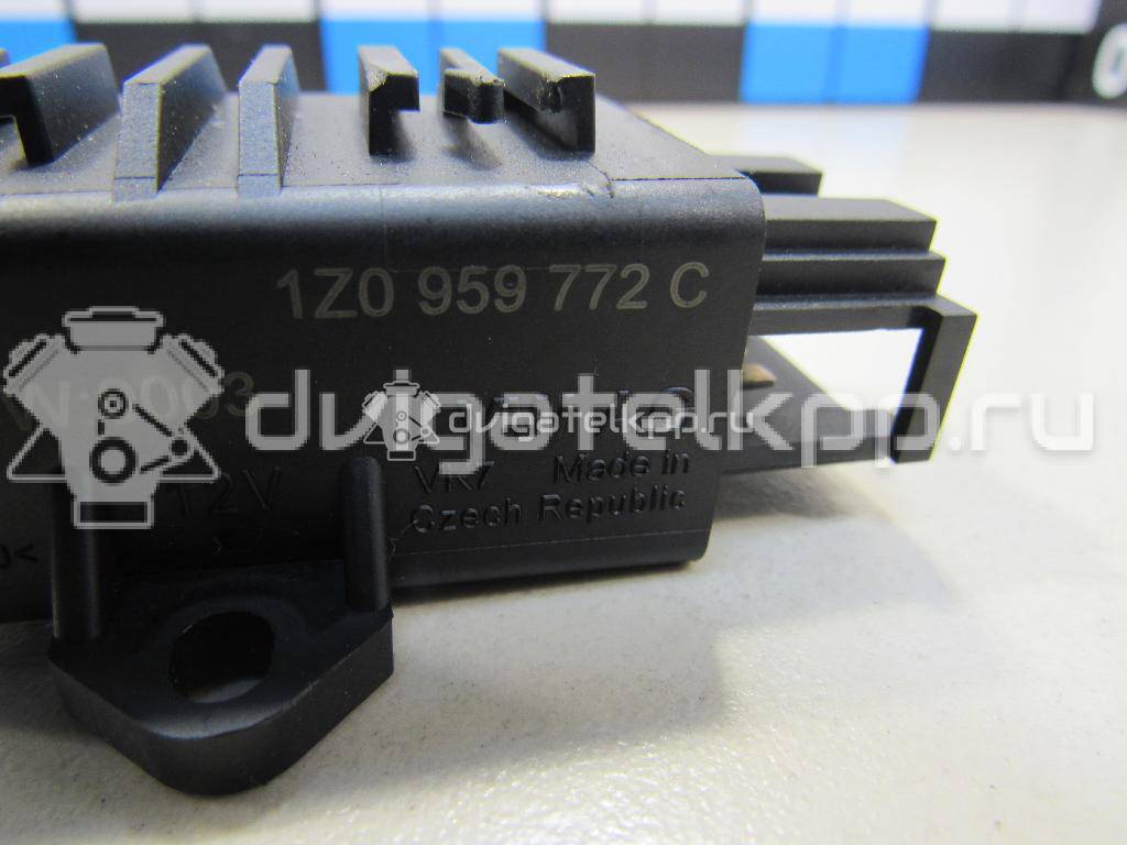 Фото Блок электронный  1Z0959772C для Skoda Octaviaii 1Z3 / Yeti 5L / Fabia / Octavia / Superb {forloop.counter}}