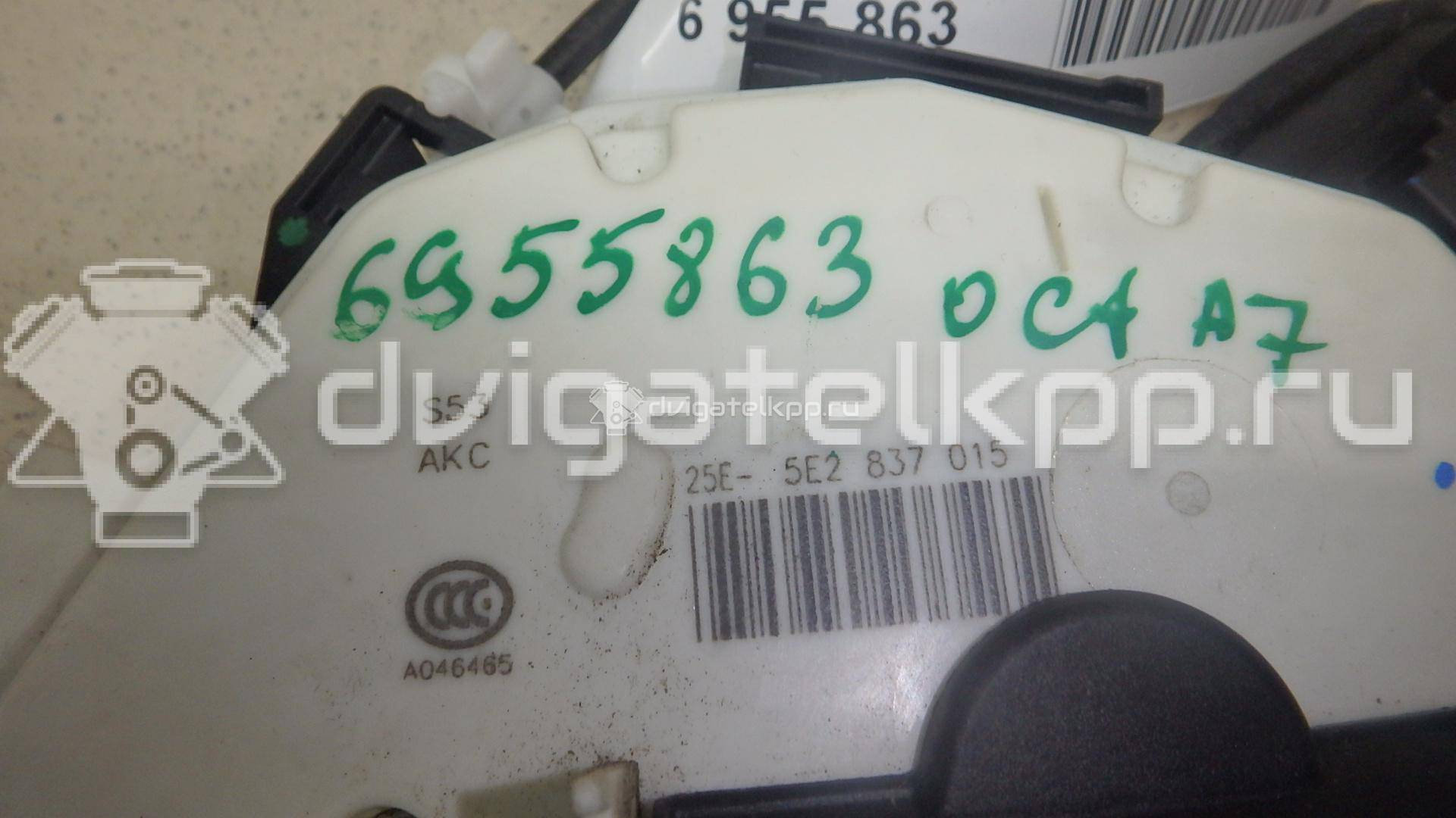 Фото Замок двери передней левой  5E2837015 для Skoda Octavia / Yeti 5L / Rapid {forloop.counter}}