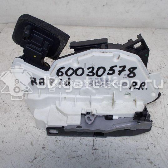 Фото Замок двери задней правой  5E0839016A для Skoda Octavia / Yeti 5L / Rapid