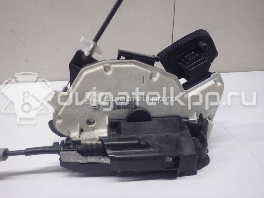 Фото Замок двери задней левой  5E0839015A для Skoda Octavia / Yeti 5L / Rapid {forloop.counter}}