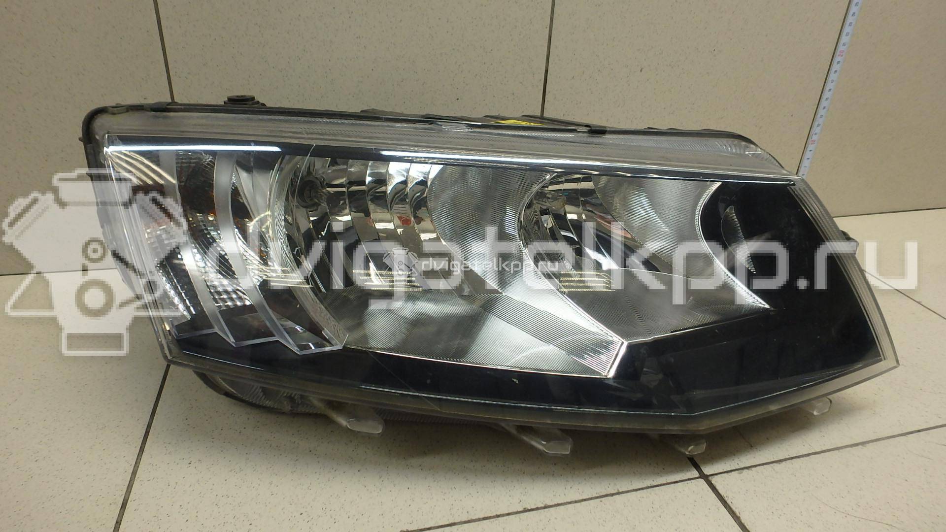 Фото Фара правая  5E2941018 для Skoda Octavia {forloop.counter}}