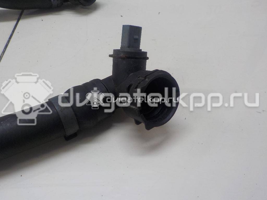 Фото Патрубок радиатора  5Q0121049AD для skoda Octavia (A7) {forloop.counter}}