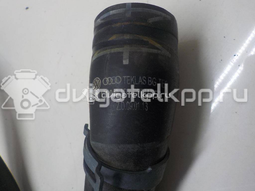 Фото Патрубок радиатора  5Q0121049AD для skoda Octavia (A7) {forloop.counter}}