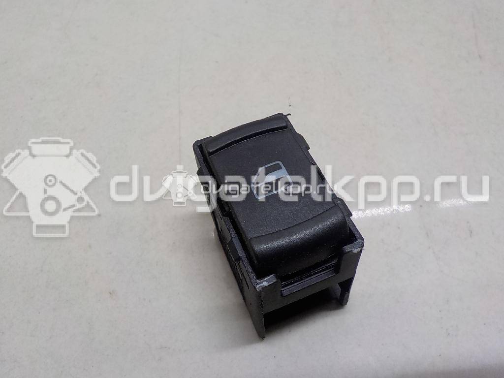 Фото Кнопка стеклоподъемника  3B0959855B для skoda Octavia {forloop.counter}}